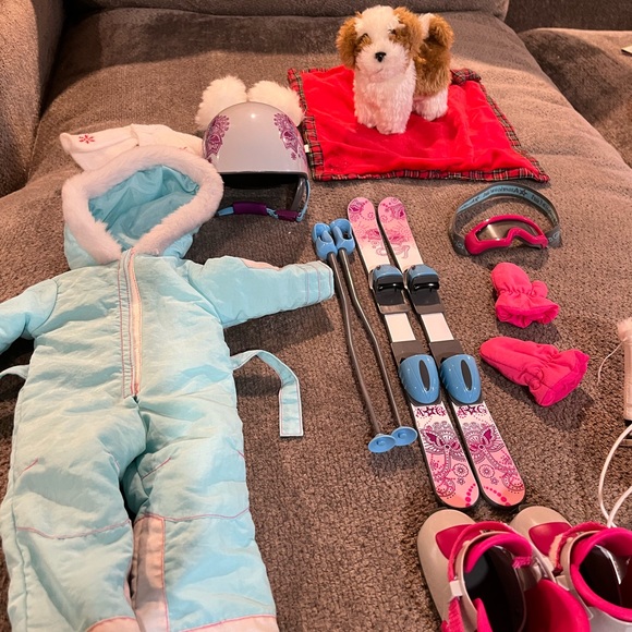 American Girl Doll ski set and accessories - Picture 6 of 8